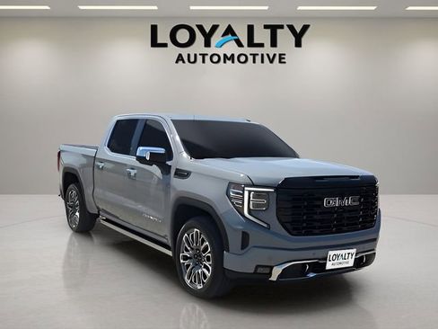 Used 2025 GMC Sierra 1500 Denali Ultimate AWD/4WD image 7