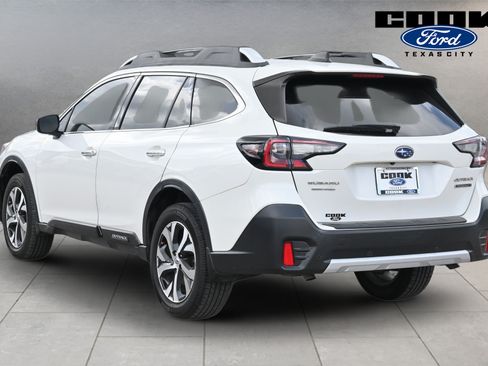 Used 2021 Subaru Outback Touring XT AWD/4WD image 4