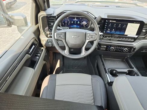 New 2026 Chevrolet Silverado 2500 ZR2 w/ LPO, Dark Essentials Package AWD/4WD image 11