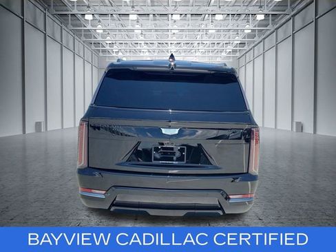 Certified 2026 Cadillac Escalade IQL Sport 1 w/ LPO, ONYX Package AWD/4WD image 5