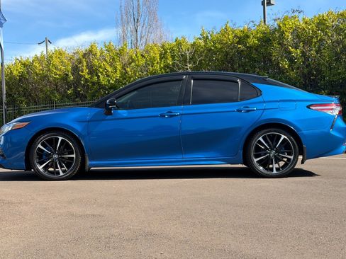 Used 2018 Toyota Camry XSE w/ Driver Assist Package image 7