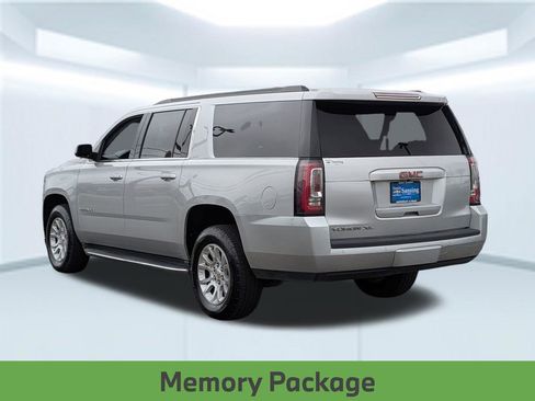 Used 2018 GMC Yukon XL SLT w/ Open Road Package image 4