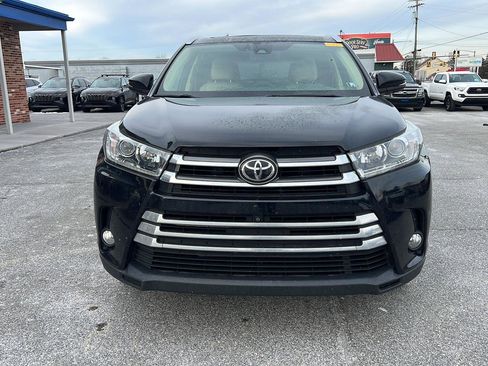 Used 2017 Toyota Highlander Limited Platinum image 8