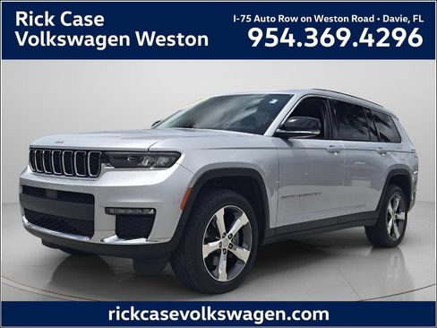 Used 2022 Jeep Grand Cherokee L Limited RWD image 1