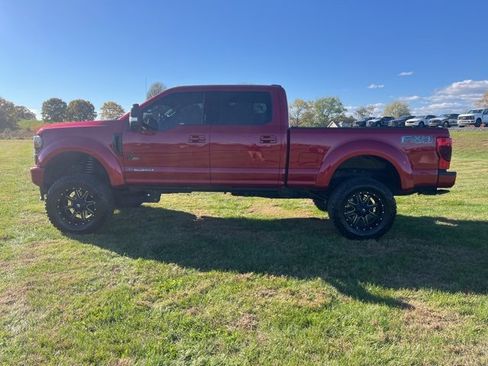 Used 2021 Ford F250 Lariat image 8