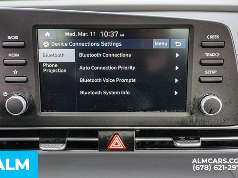 Used 2025 Hyundai Elantra SE image 36