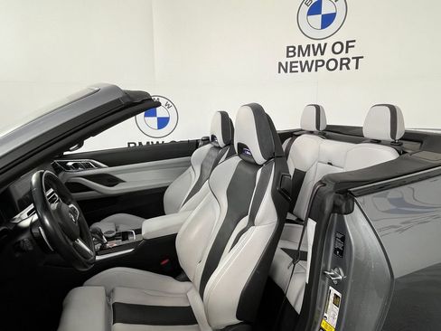 Used 2022 BMW M4 xDrive Competition w/ M Carbon Exterior Package AWD/4WD image 2