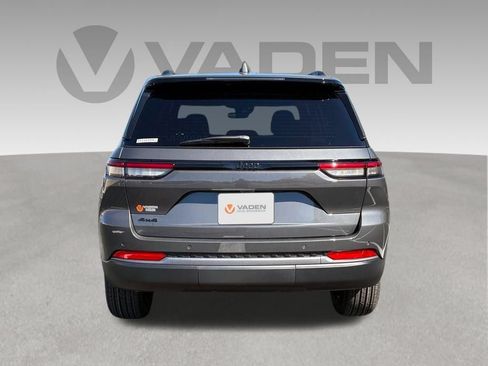 New 2026 Jeep Grand Cherokee Altitude AWD/4WD image 23