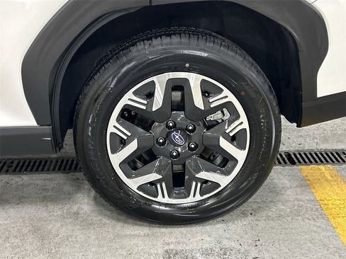 Certified 2025 Subaru Forester Premium image 11