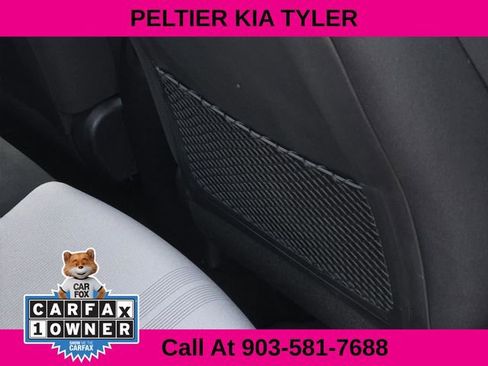 Used 2020 Hyundai Venue SEL image 16