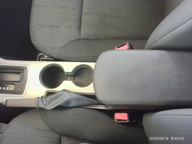 Used 2010 Ford Focus SE FWD image 13