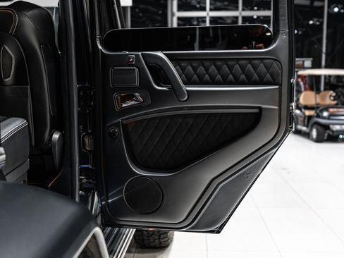 Used 2018 Mercedes-Benz G 550 Squared image 40