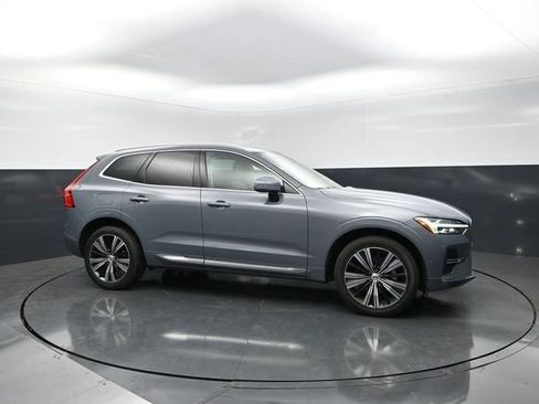 Used 2023 Volvo XC60 B5 Plus w/ Protection Package Premier FWD image 6