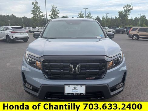 Used 2024 Honda Ridgeline Sport image 2