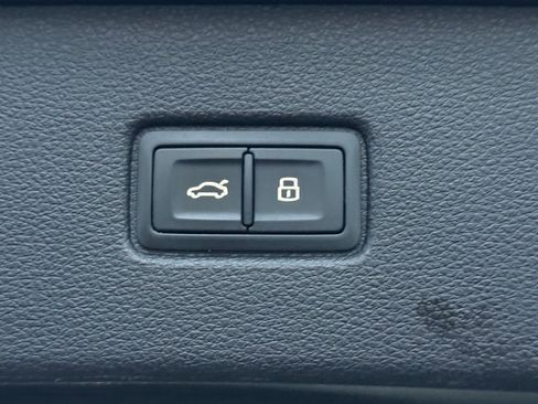 Used 2022 Audi Q7 3.0T Premium Plus image 39