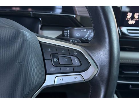 Used 2024 Volkswagen Atlas SEL Premium R-Line AWD/4WD image 29
