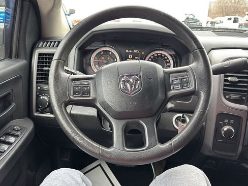 Used 2018 RAM 2500 Tradesman w/ Chrome Appearance Group image 25