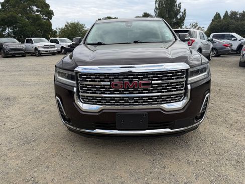 Used 2021 GMC Acadia Denali w/ Denali Ultimate Package AWD/4WD image 8