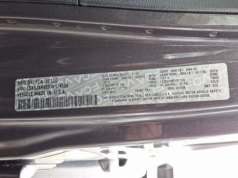 Used 2024 Jeep Wrangler Unlimited Rubicon 4xe image 27