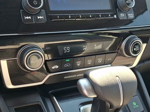 Used 2017 Honda CR-V LX image 15