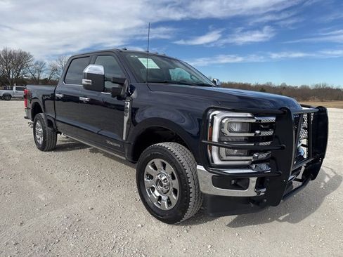 Used 2024 Ford F250 Lariat w/ Chrome Package image 8