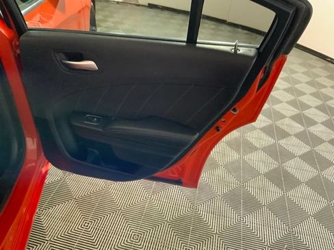 Used 2020 Dodge Charger SXT w/ Blacktop Package RWD image 33