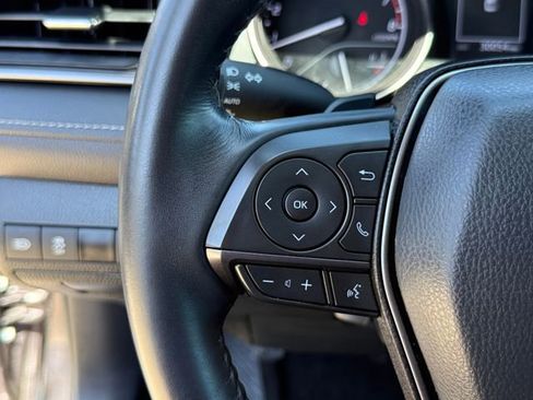 Used 2023 Toyota Camry SE image 14