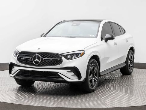 Used 2026 Mercedes-Benz GLC 300 4MATIC image 1