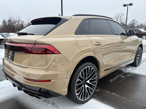 Used 2024 Audi SQ8 Premium Plus w/ 23" Wheel Package image 8