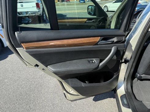 Used 2011 BMW X3 xDrive28i image 26