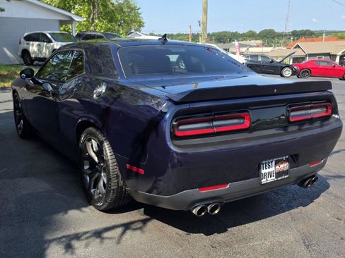 Used 2015 Dodge Challenger R/T Plus RWD image 3