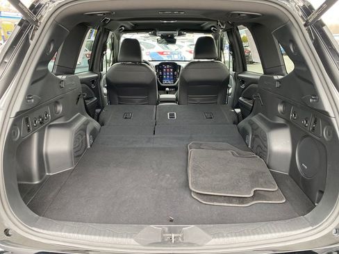 Certified 2025 Subaru Forester Touring image 33