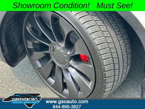 Used 2022 Tesla Model Y Performance AWD/4WD image 39