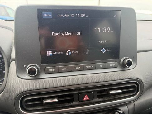 Used 2023 Hyundai Kona SEL image 9