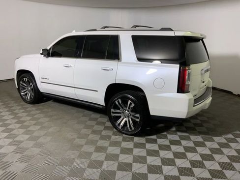 Used 2017 GMC Yukon Denali w/ Open Road Package AWD/4WD image 10
