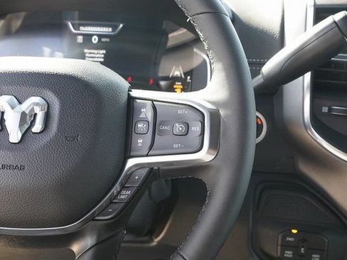Used 2025 RAM 2500 Laramie AWD/4WD image 22