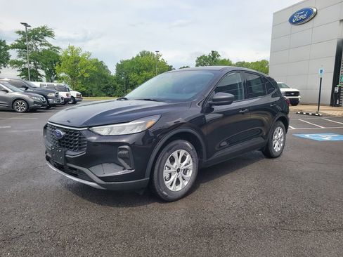 New 2025 Ford Escape Active w/ Active Premium Tech Pack image 7