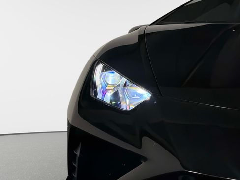 Used 2023 Lamborghini Huracan EVO RWD image 20