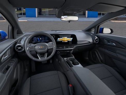 New 2026 Chevrolet Equinox EV LT image 15