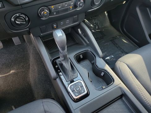 New 2026 Nissan Frontier SV w/ Tow Package image 11