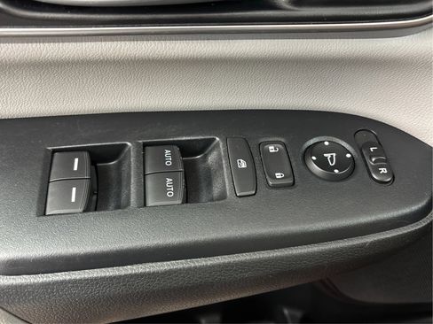 Used 2022 Honda CR-V EX-L image 40