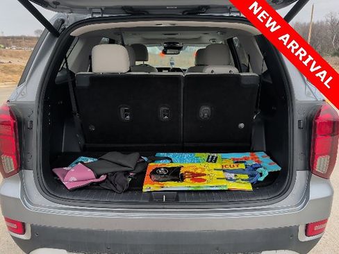 Used 2021 Hyundai Palisade SEL w/ Premium Package image 15