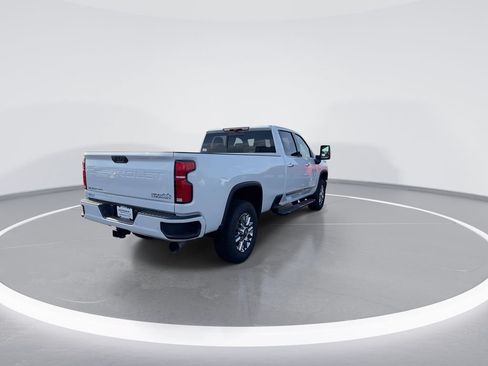 New 2026 Chevrolet Silverado 3500 High Country w/ High Country Premium Package AWD/4WD image 7