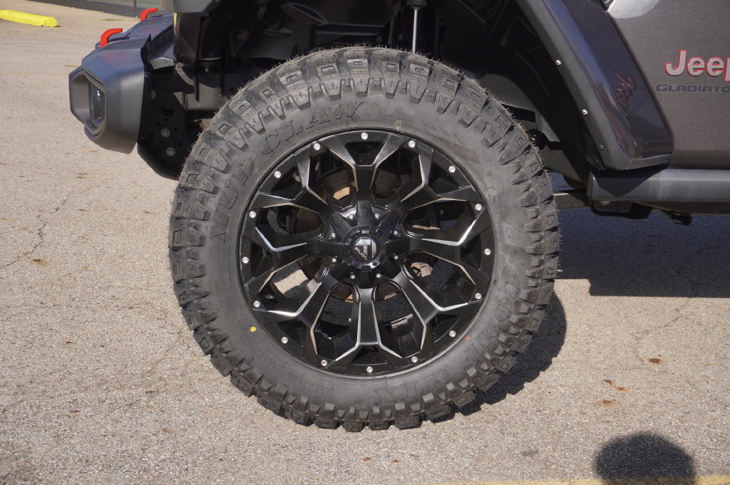 Used 2021 Jeep Gladiator Rubicon w/ Trailer Tow Package AWD/4WD image 10