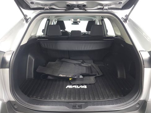 Used 2020 Toyota RAV4 XLE w/ All Weather Liner Package AWD/4WD image 10