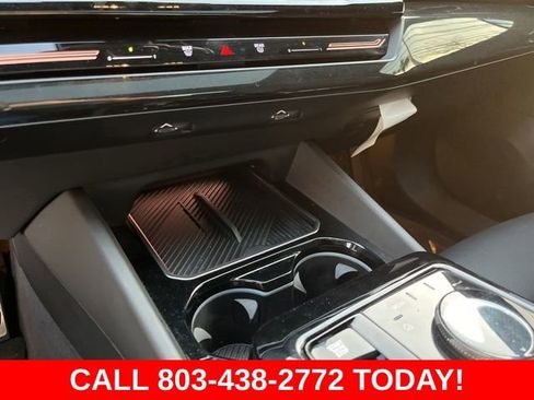 Used 2024 BMW 530i w/ M Sport Package RWD image 26