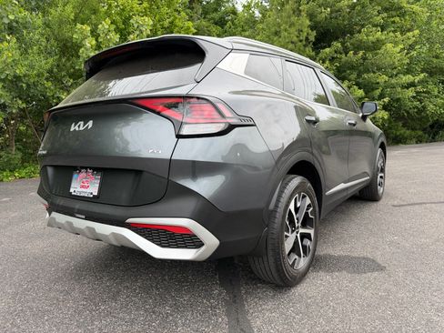 Used 2023 Kia Sportage EX AWD/4WD image 14
