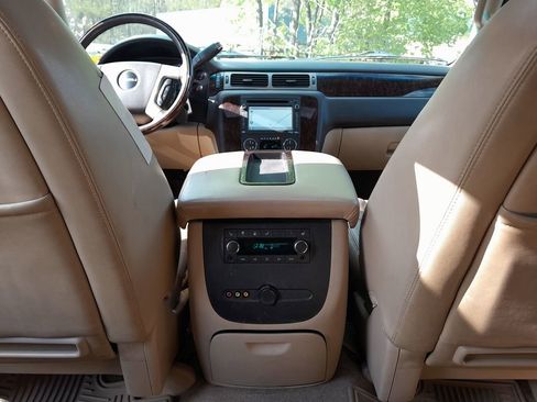 Used 2012 GMC Yukon Denali AWD/4WD image 34