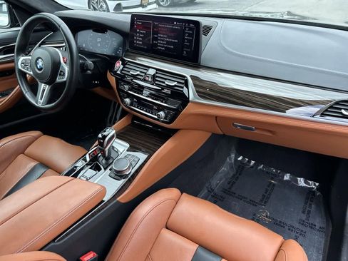 Used 2023 BMW M5 w/ Executive Package image 27