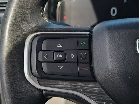 Used 2022 Jeep Wagoneer Series III w/ Premium Group I AWD/4WD image 16